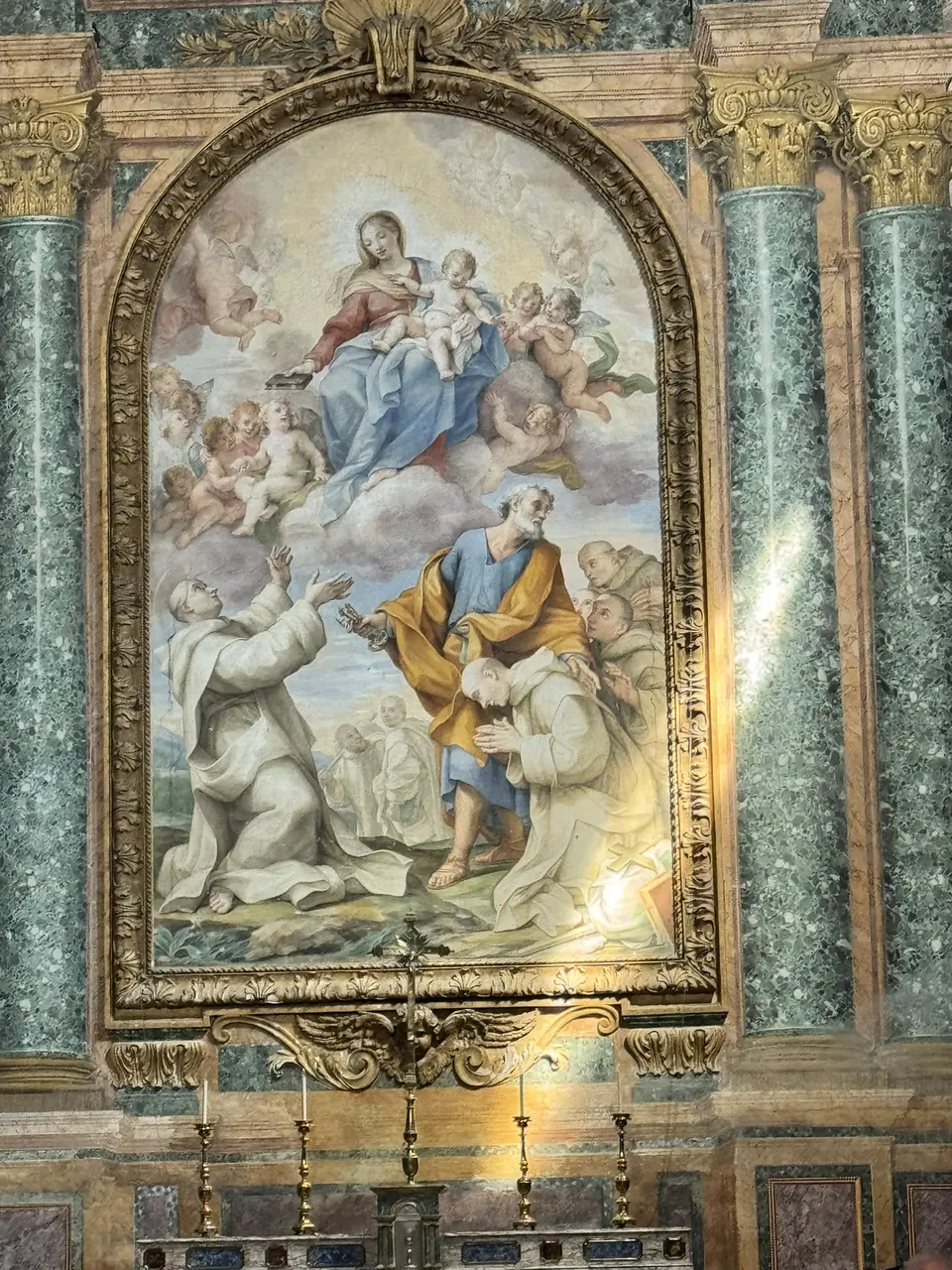 A vertical detail recorded near Santa Maria degli Angeli on June 22, 2025.