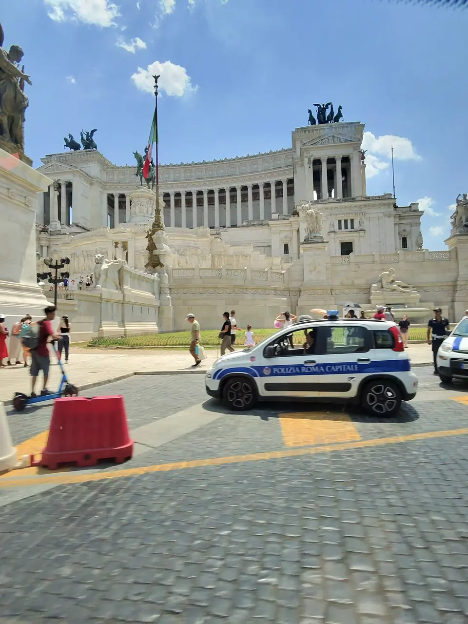 A vertical detail recorded near Pantheon on June 23, 2025.
