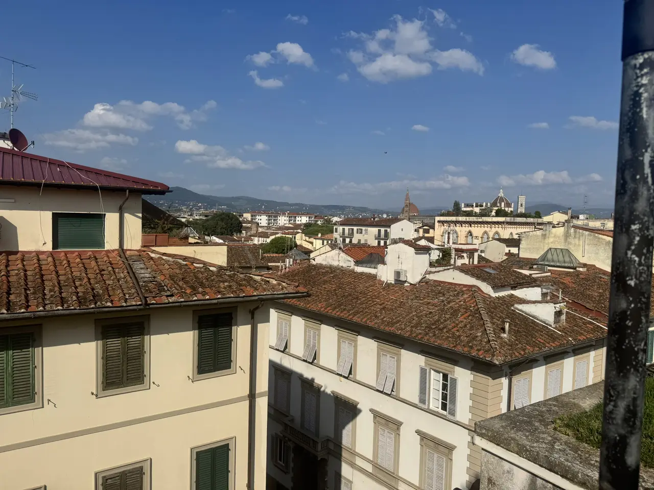 A wide view recorded near Florence Cathedral on June 24, 2025.