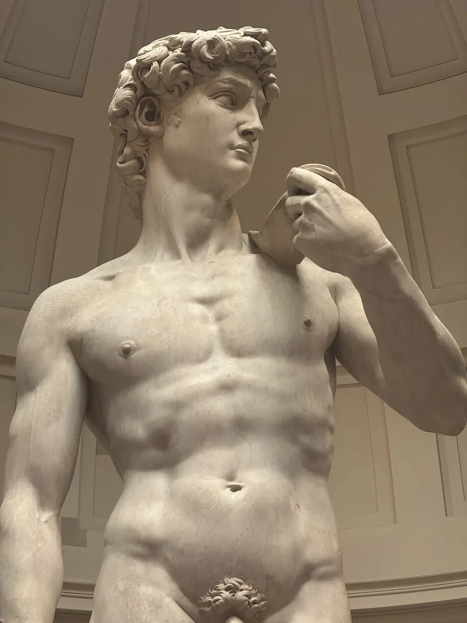 A vertical detail recorded near Galleria dell’Accademia and Michelangelo’s David on June 25, 2025.