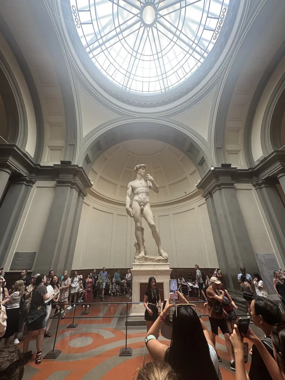 A vertical detail recorded near Galleria dell’Accademia and Michelangelo’s David on June 25, 2025.