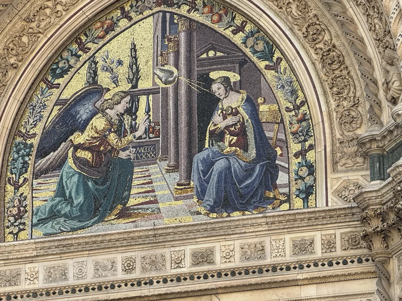 A wide view recorded near Florence Cathedral on June 25, 2025.