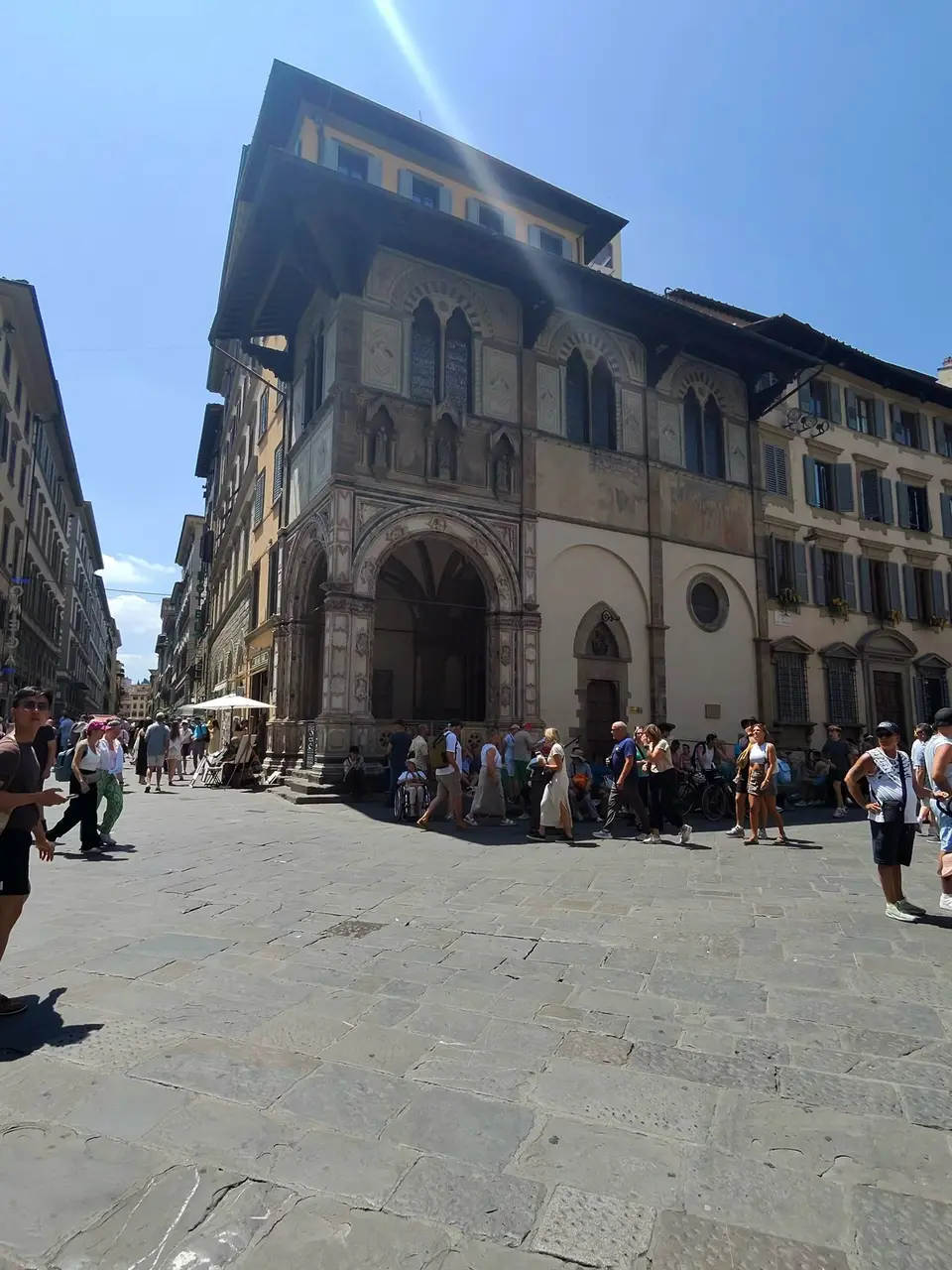 A vertical detail recorded near Florence Cathedral on June 25, 2025.