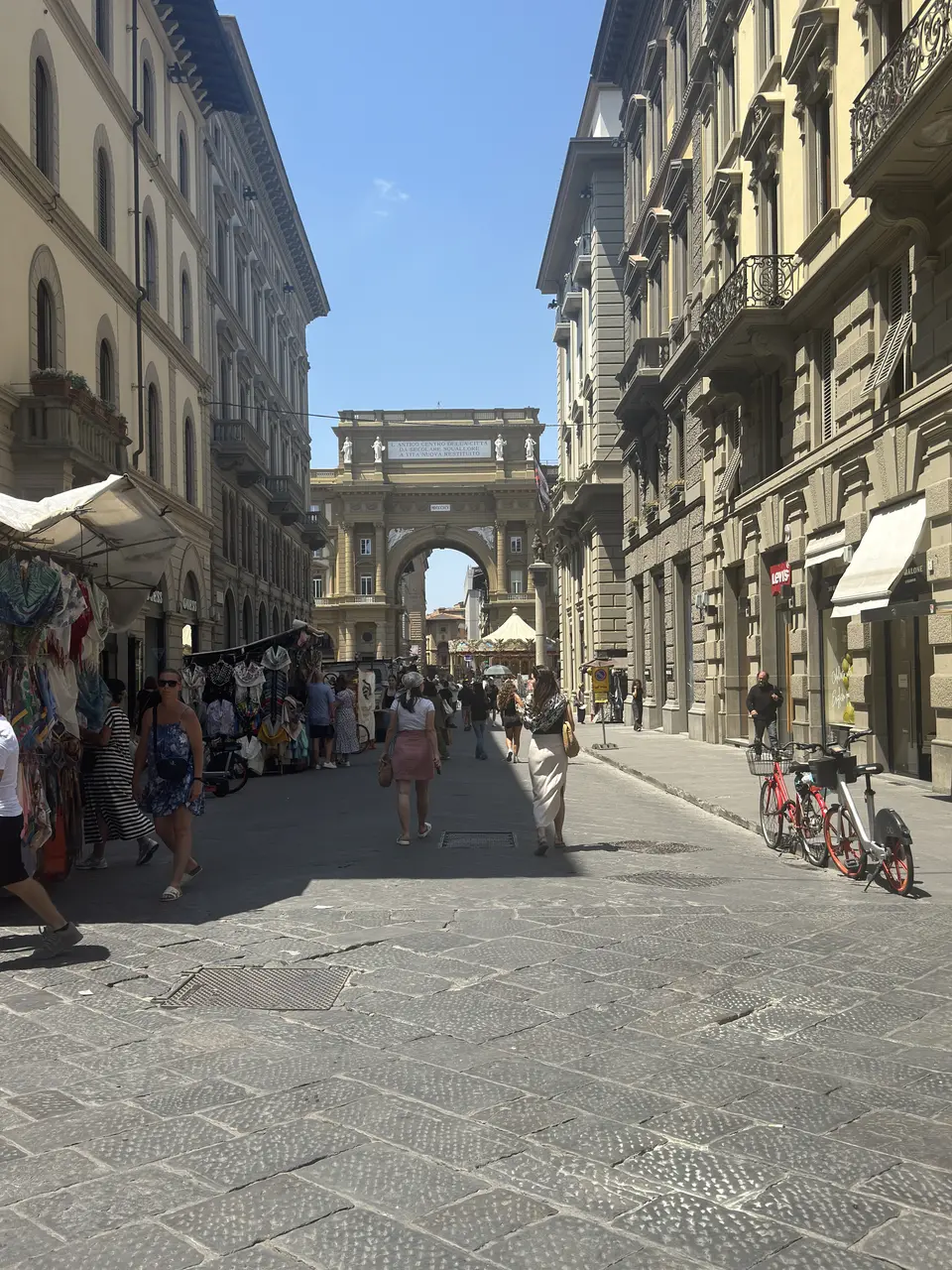 A vertical detail recorded near Florence Cathedral on June 25, 2025.