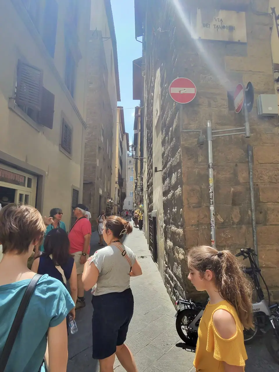 A vertical detail recorded near Florence Cathedral on June 25, 2025.