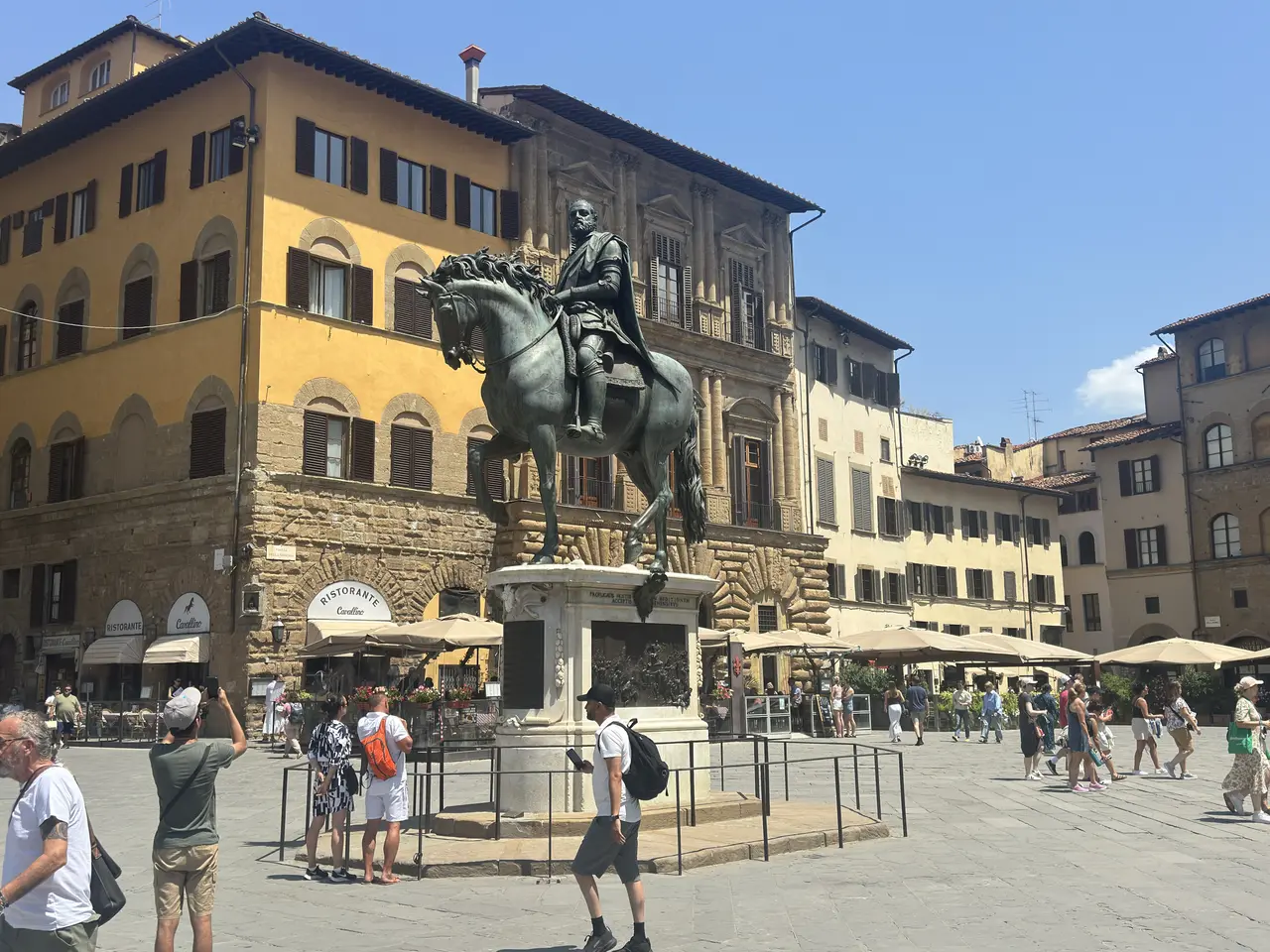 A wide view recorded near Piazza della Signoria on June 25, 2025.