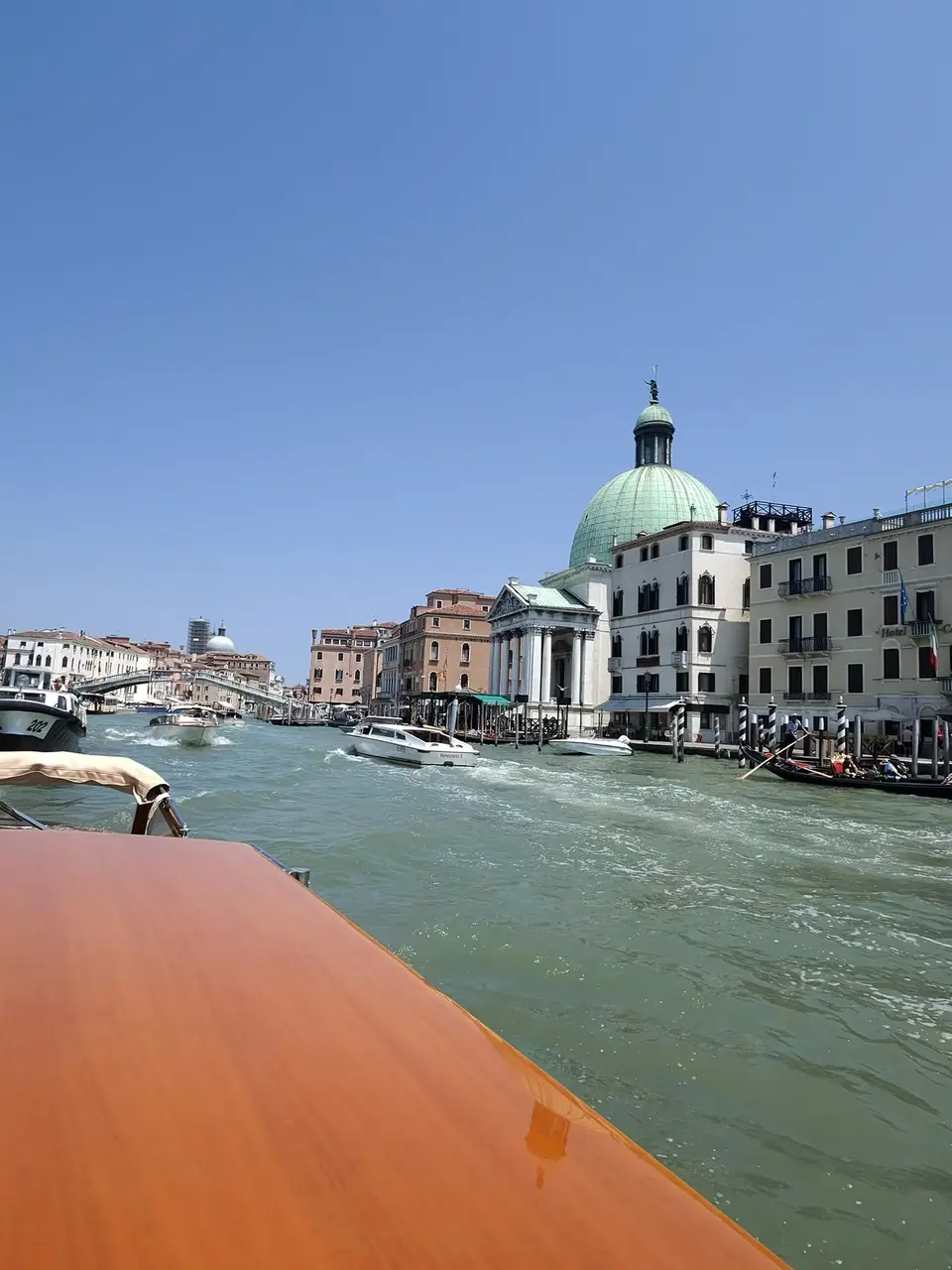 A vertical detail recorded near St. Mark’s Square on June 26, 2025.