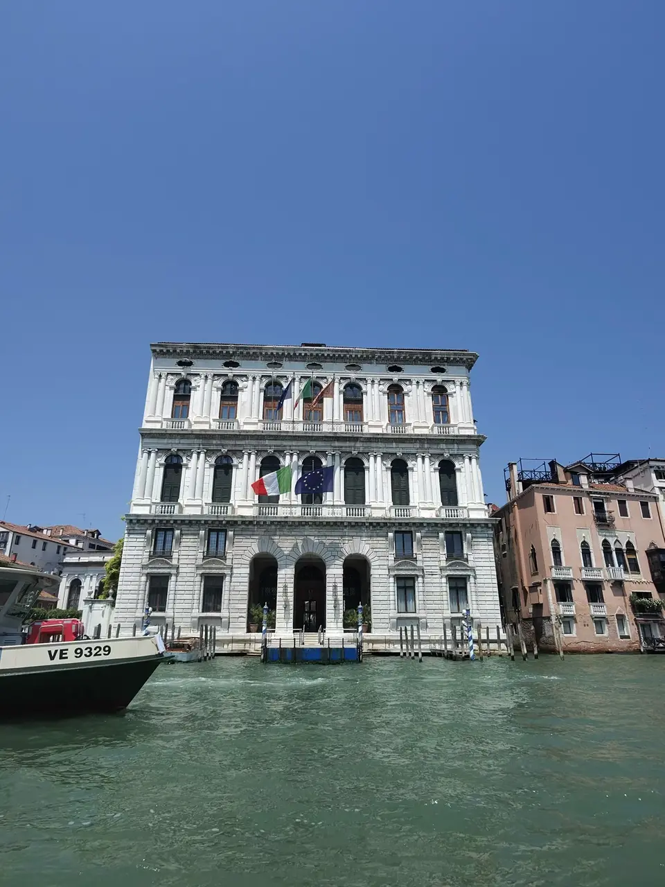 A vertical detail recorded near St. Mark’s Square on June 26, 2025.