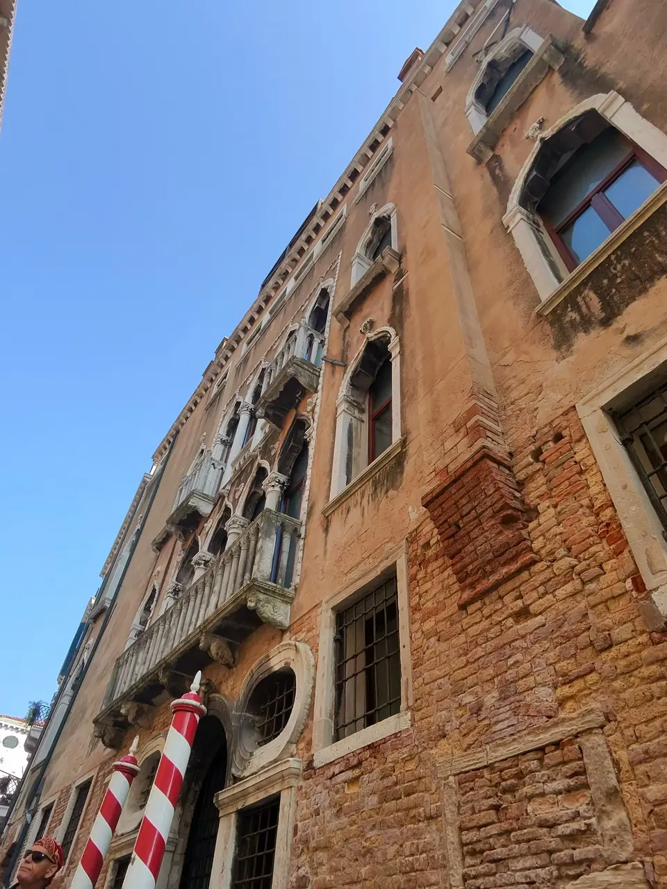 A vertical detail recorded near Venetian lanes and canals on June 26, 2025.