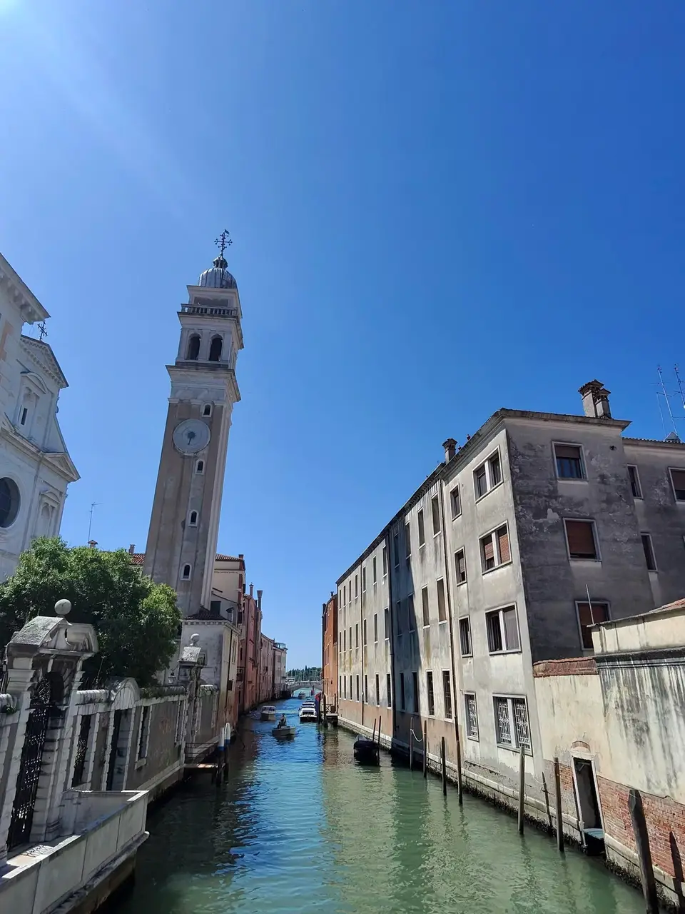 A vertical detail recorded near Venetian lanes and canals on June 26, 2025.