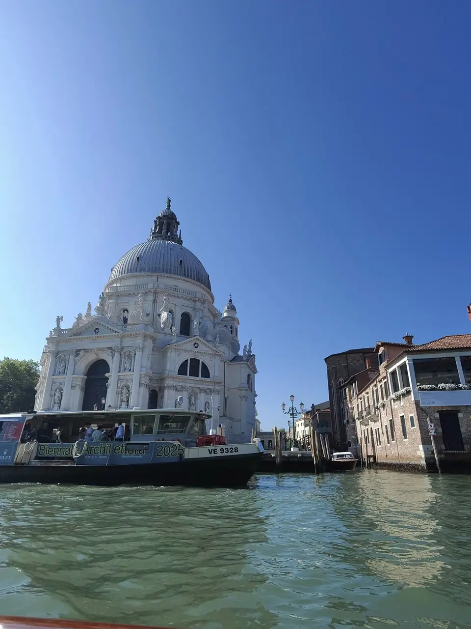 A vertical detail recorded near St. Mark’s Square on June 28, 2025.