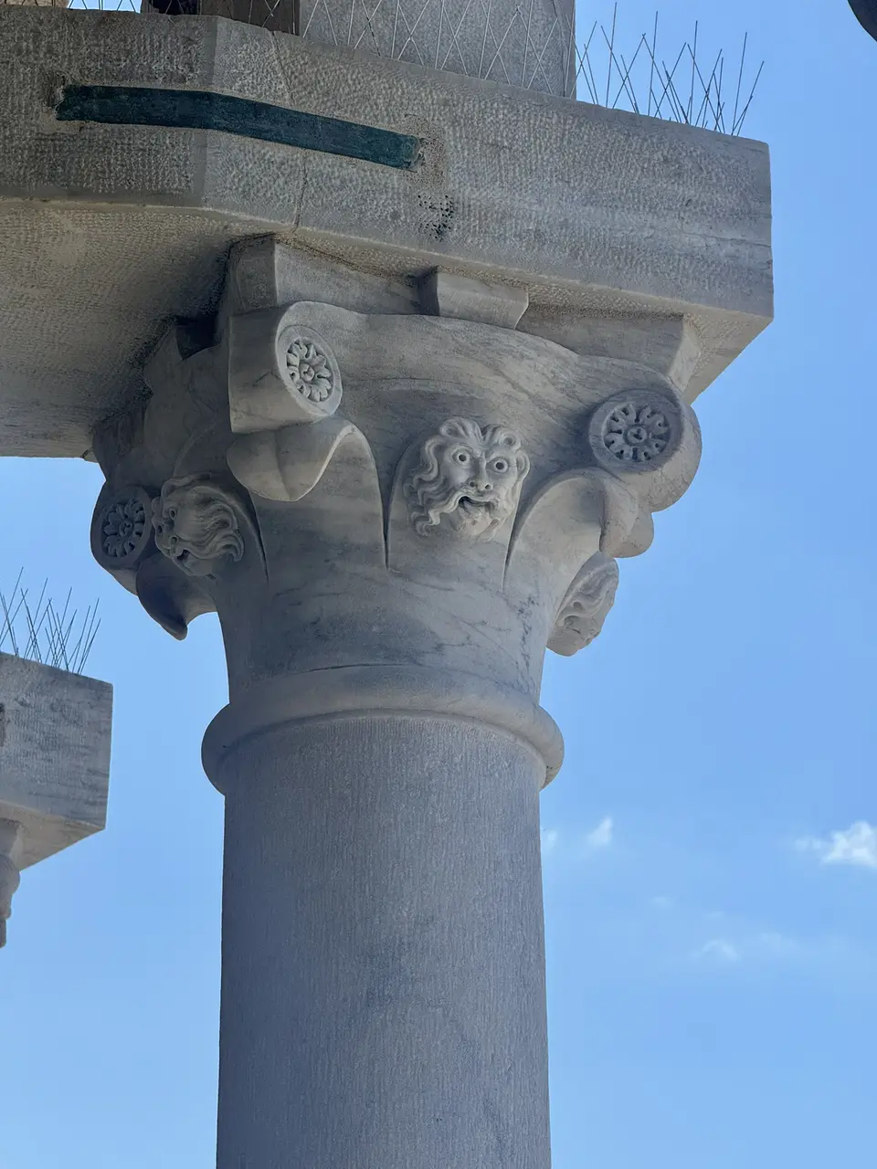 A vertical detail recorded near Piazza dei Miracoli on June 29, 2025.
