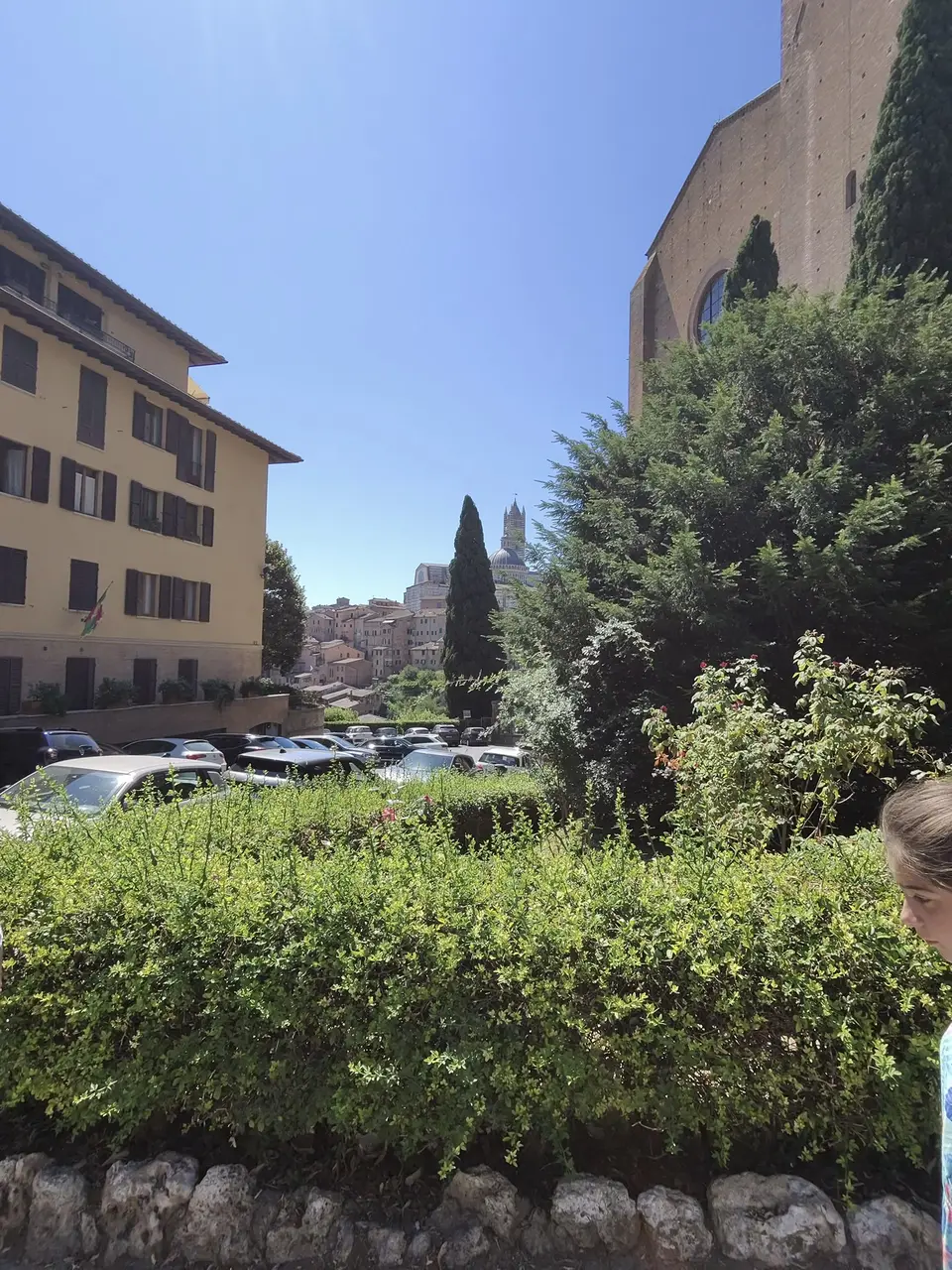 A vertical detail recorded near Siena’s medieval streets on July 1, 2025.