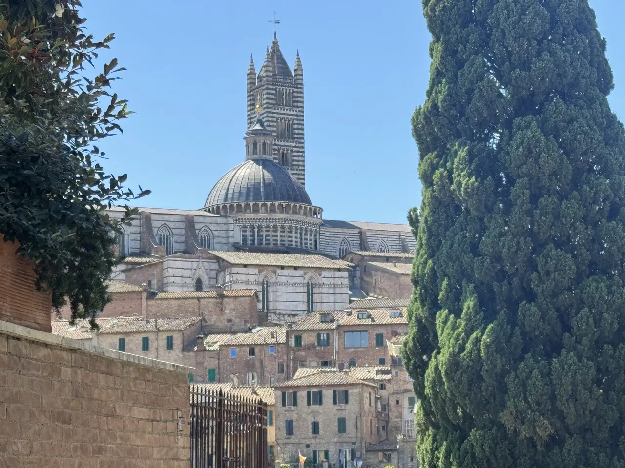 A wide view recorded near Siena skyline on July 1, 2025.