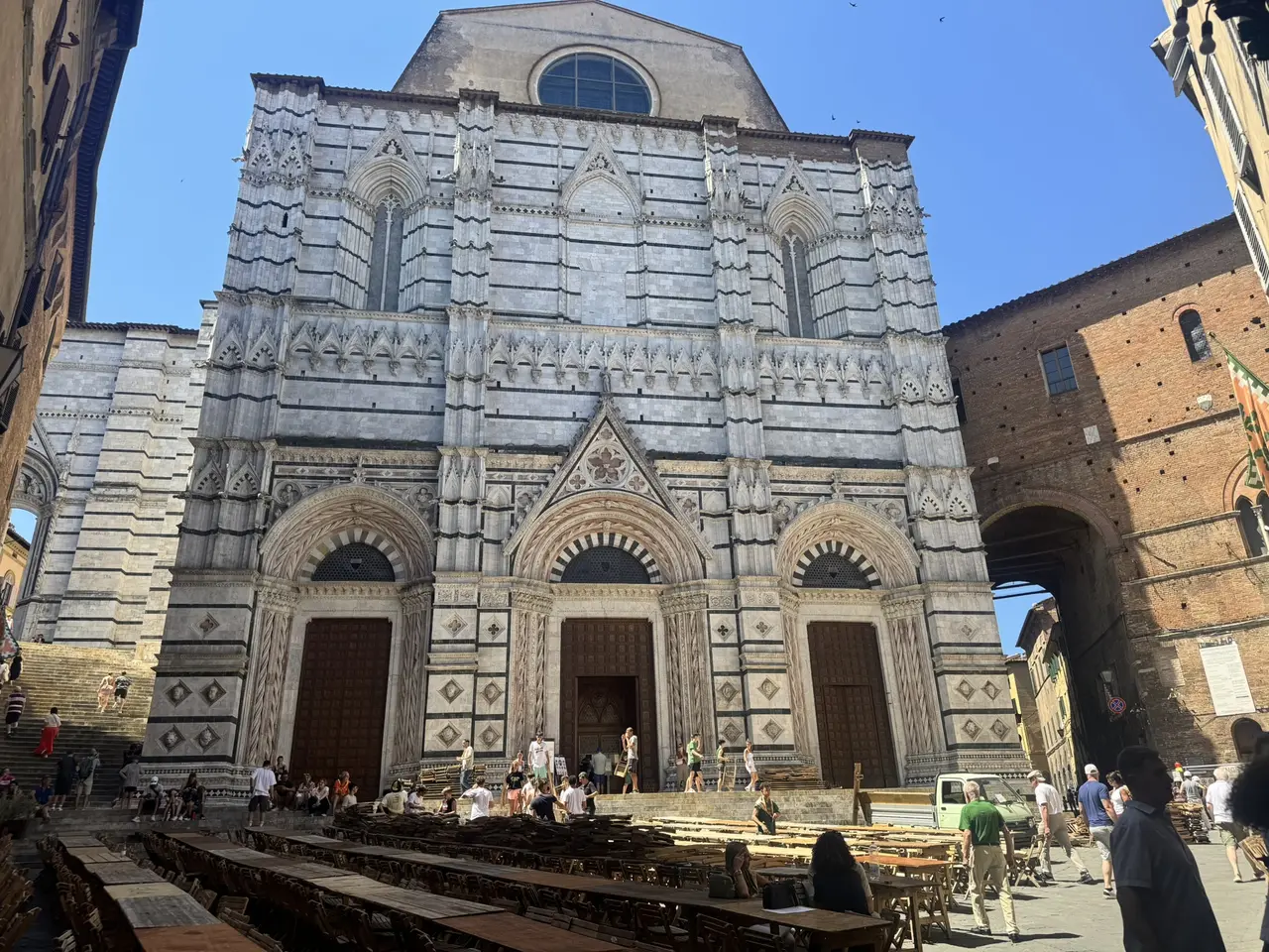 A wide view recorded near Siena’s contrade on July 1, 2025.