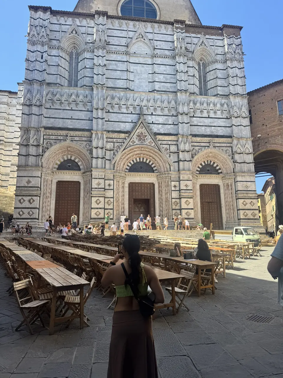 A vertical detail recorded near Siena’s contrade on July 1, 2025.